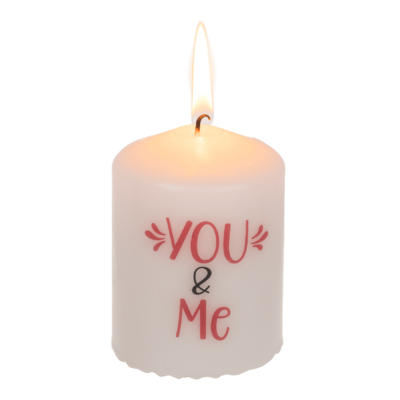 Kerze mit Aufschrift "You & Me" (Kerze weiß, Schrift grau/rot)