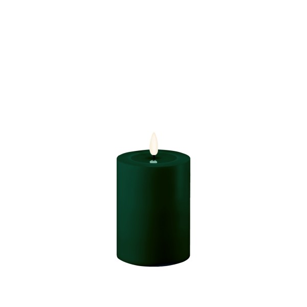Deluxe Homeart Outdoor-Stumpenkerze dunkelgrün D7,5xH10cm